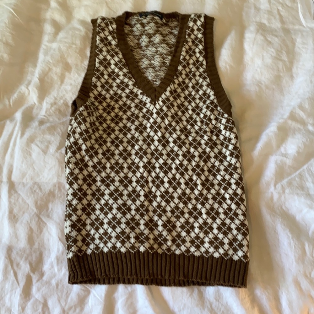 Brown and white brandy Melville sweater vest
